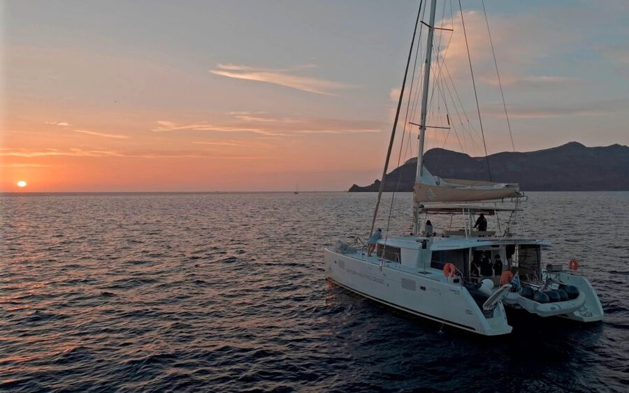 Santorini: Sunset Sailing Cruise, with Dinner and Drinks - What the $141 price really includes