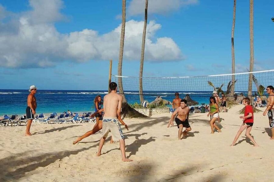 Saona Island: Catamaran/Speedboat Tour to a Dream Beach - Should you book it?