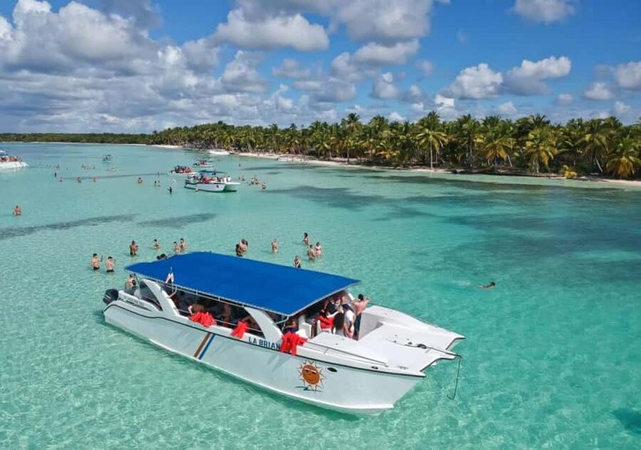 Saona Island: Catamaran/Speedboat Tour to a Dream Beach - The catamaran ride along Cotubanama National Park