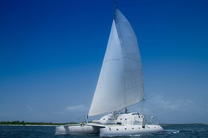 Saona Island small group and relax - luxury catamaran - Catuano reef and the first swim