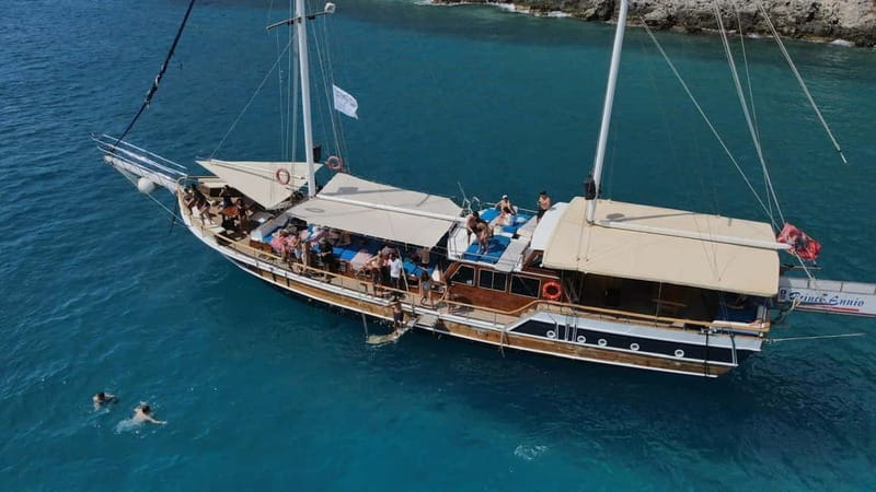 Saranda: Discover Secret Bays with Prince Ennio Yacht Tour - Six hours along the Saranda coast