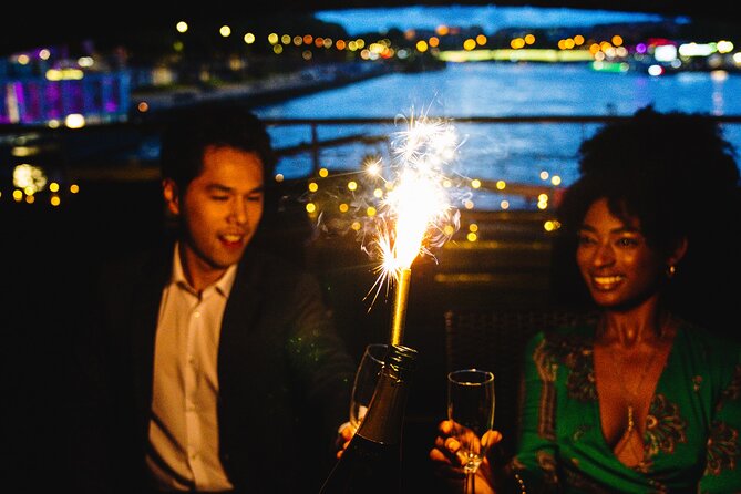 Seine River Dinner Cruise with Live Singer by VIP Yacht de Paris - Weather, river conditions, and route changes