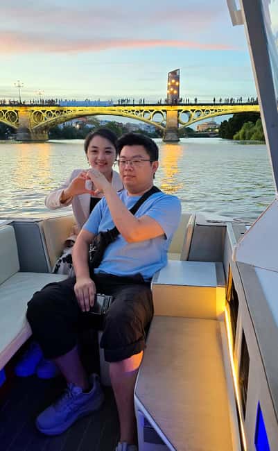 Seville: Sail the River. 100% private - When to go: daytime or after dark