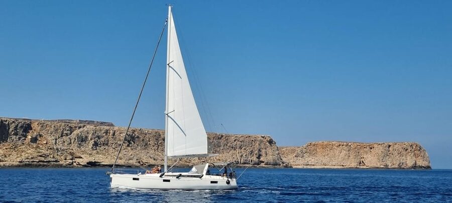 Shared Balos and Gramvousa Sailing Trip with Meal and Drinks - What makes the small boat format useful