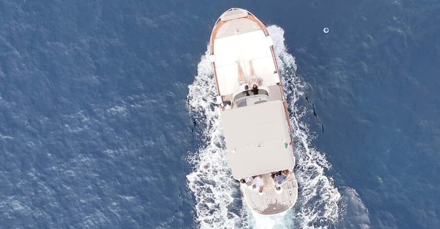 Sorrento: Capri and Blue Grotto Yacht Tour with Snorkeling - Key points to know before you book