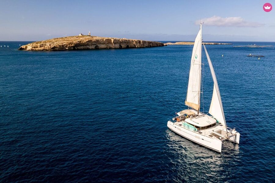 St. Paul's Bay: Half-Day Scenic Catamaran Tour with Drinks - A calmer 45 minutes at Crystal Lagoon