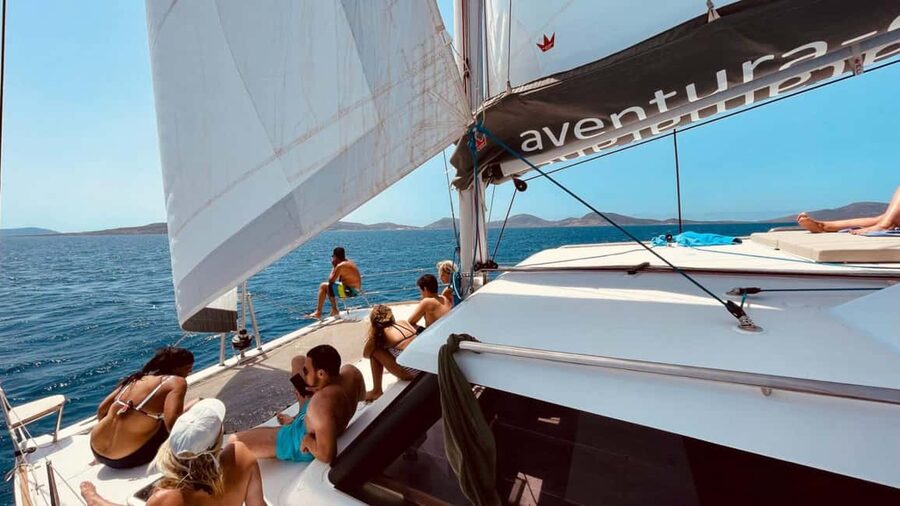 Stintino: Half-day catamaran tour to La Pelosa with aperitif - How to Prepare for the Best Day