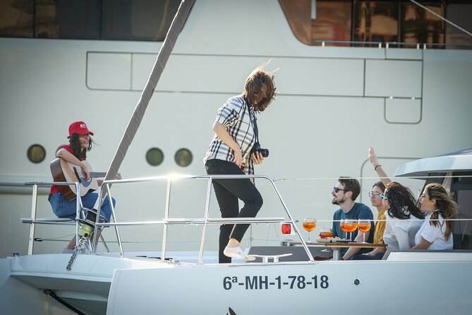 Sunset Catamaran: Small Group, Drinks, Snacks & Dinner Upgrade - Who will enjoy this Barcelona cruise most?