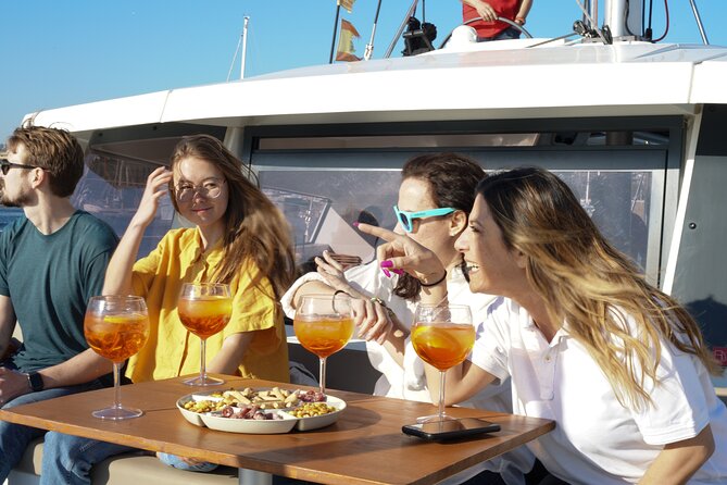 Sunset Catamaran: Small Group, Drinks, Snacks & Dinner Upgrade - Snacks, cava, and the limits of the basic package