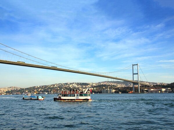 Sunset Cruise on Luxury Yacht with Transfers - Key points before you book