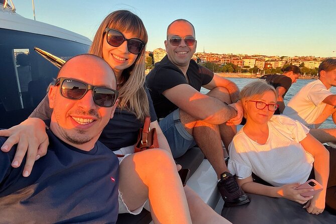 Sunset Cruise on Luxury Yacht with Transfers - Boarding at Kabataş and finding the right meeting point