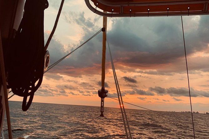 Sunset Dolphin Sail Aboard the Footloose Catamaran - Drinks, music, and the onboard setup