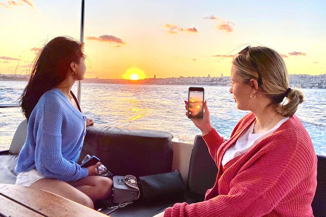 Sunset or Daytime Istanbul Guided Luxury Yacht Cruise with Snacks - Why the Bosphorus is the right place to see Istanbul