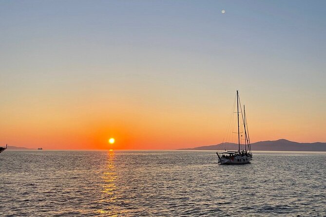 Sunset Sail Cruise to Rhenia, Mykonos Beach Safari, Dinner&Drinks - Price, pickup, and what to sort out before sailing