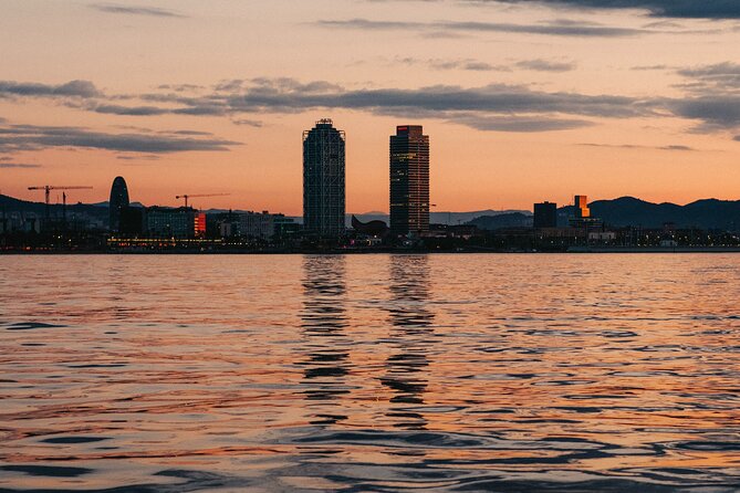 Sunset Sailing Cruise in Barcelona led by Young & Local Captain - Who will enjoy this sailing trip most?