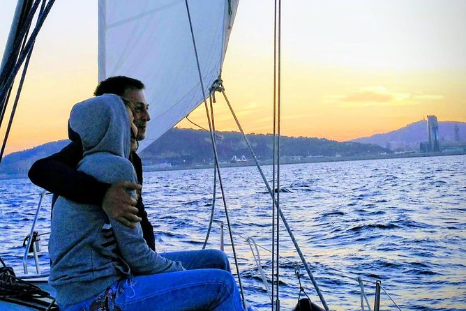 Sunset Sailing Experience w/ Live Spanish Guitar & Spanish Tapas - Who will enjoy this sailing experience?