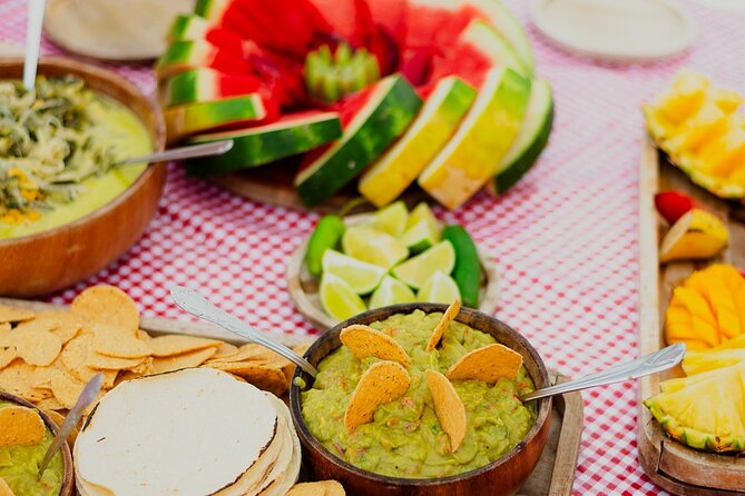 Sunset Sailing Tour in Bacalar with Outdoor Bar and Lunch - Why this Bacalar sailing trip works so well