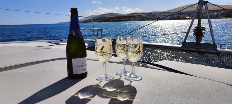 Tenerife: PRIVATE Catamaran cruise with Lunch and Drinks - The return sail to Golf del Sur