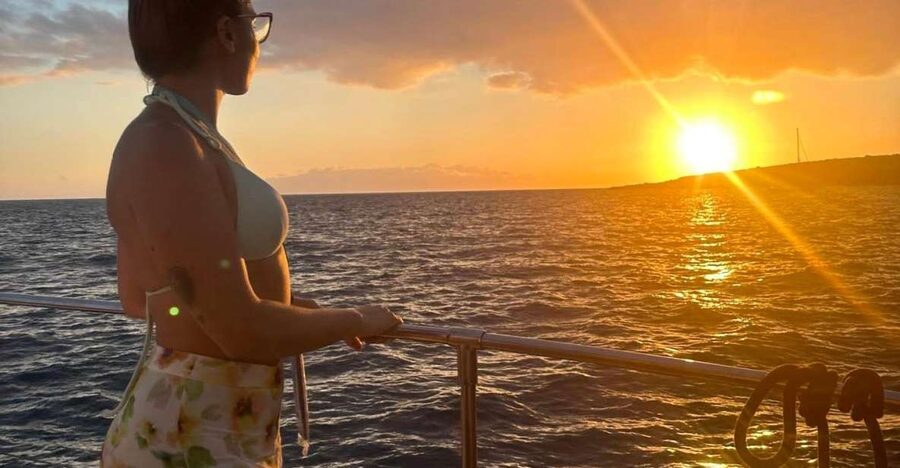 Tenerife: Sunset Catamaran Tour with Transfer, Buff & Drinks - From Puerto Colón to Tenerife’s whale grounds