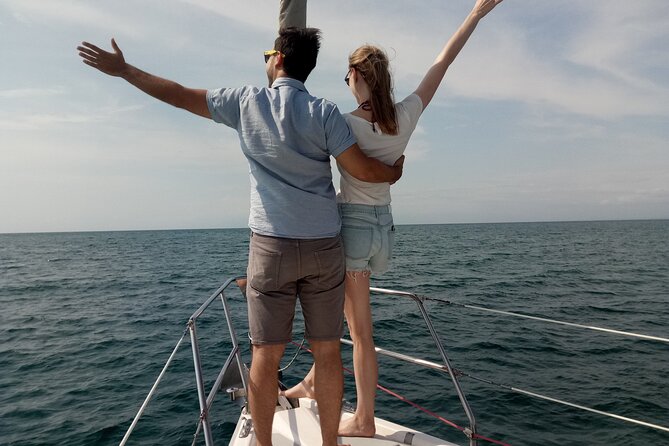 Thessaloniki: Half-Day Sailing Cruise to Shipwreck Bay - The cruise across the Thermaic Gulf