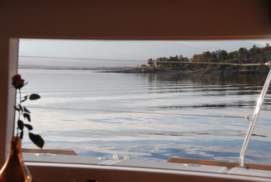 Tromsø: Fjord and Islands Luxury Catamaran Cruise - Thermal suits, day beds, and the Panorama Saloon