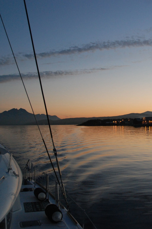 Tromsø: Fjord and Islands Luxury Catamaran Cruise - Is $208 fair for three hours?