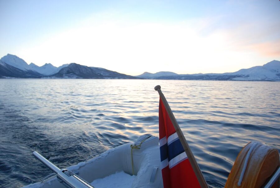 Tromsø: Fjord and Islands Luxury Catamaran Cruise - Weather, timing, and what to pack