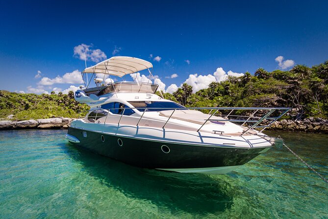 Tulum Luxury Escape – 4h All Inclusive on 43' Private Yacht - A private yacht day from Puerto Aventuras