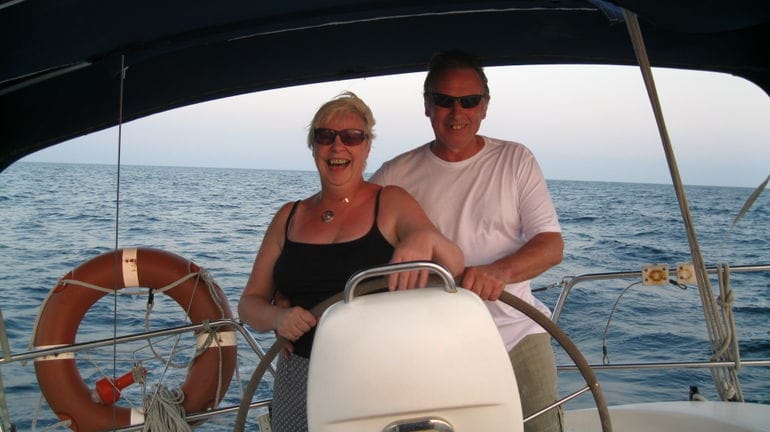 Two Hour Luxury Sailing Experience with Open Bar - Barcelona’s Skyline From the Water