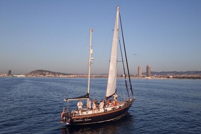 Unique 2 masts Classic Sailing Yacht in Barcelona - Setting off from Port Marina Vela