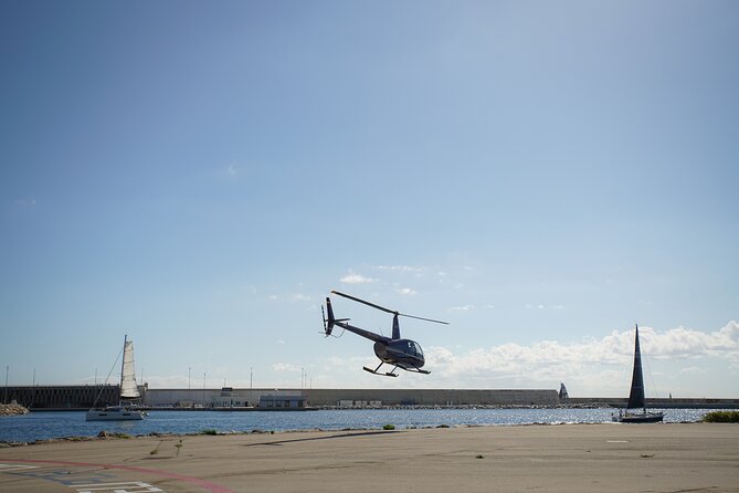 Unique Helicopter Flight with Optional Sailing Experience - Who will enjoy this most