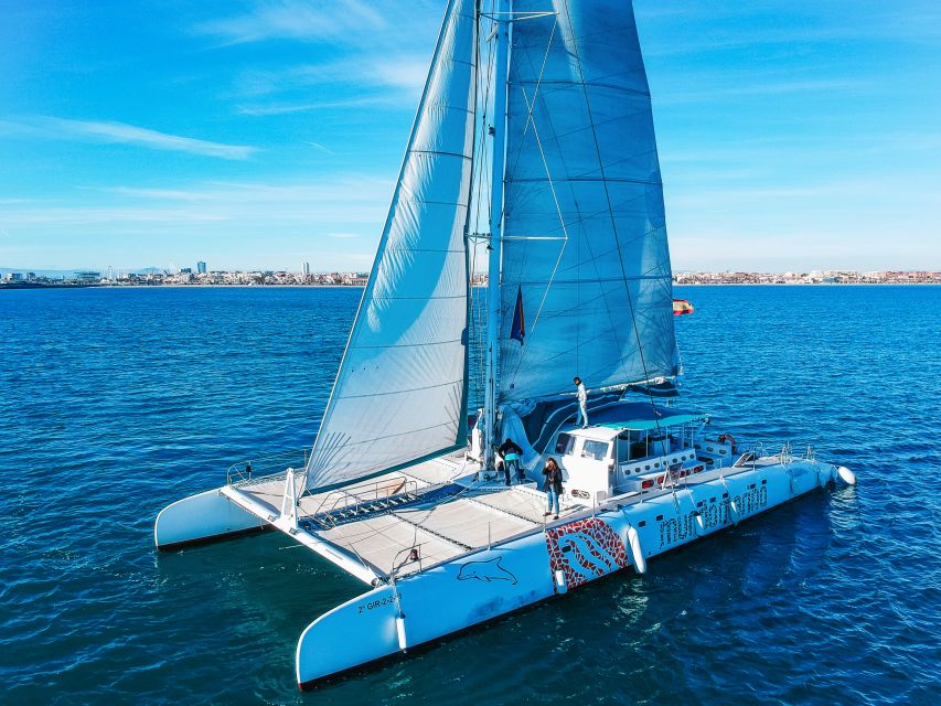 Valencia: Sailing Catamaran Cruise with Sunset Option and DJ - Daytime sail or sunset cruise?