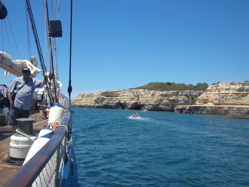 Vilamoura: Algarve Coast 3-Hour Sailing Cruise With Open Bar - Setting out from Marina de Vilamoura