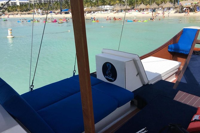 VIP Morning Delight Champagne Sailing and Snorkeling with Lunch - Why the small group changes the value