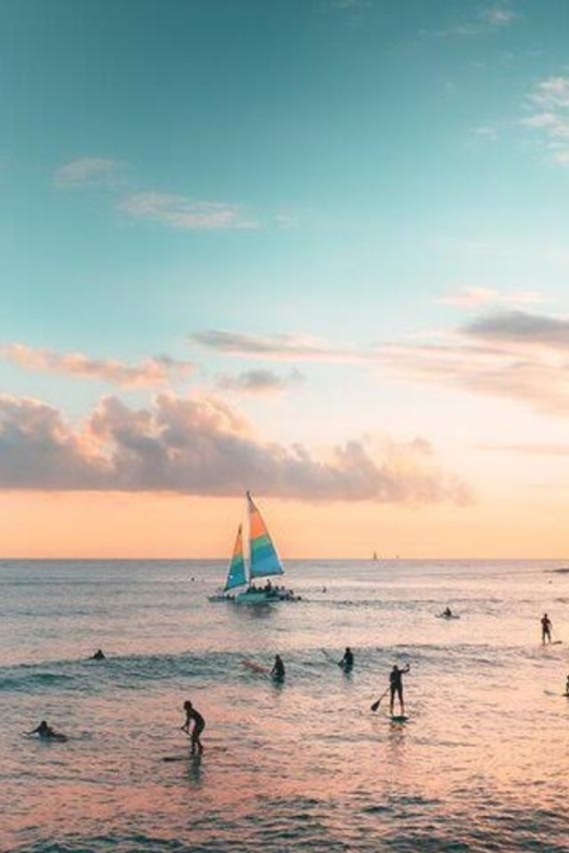 Waikiki Beach: Turtle Snorkeling and Sailing on Hāwea - Morning coffee before the water