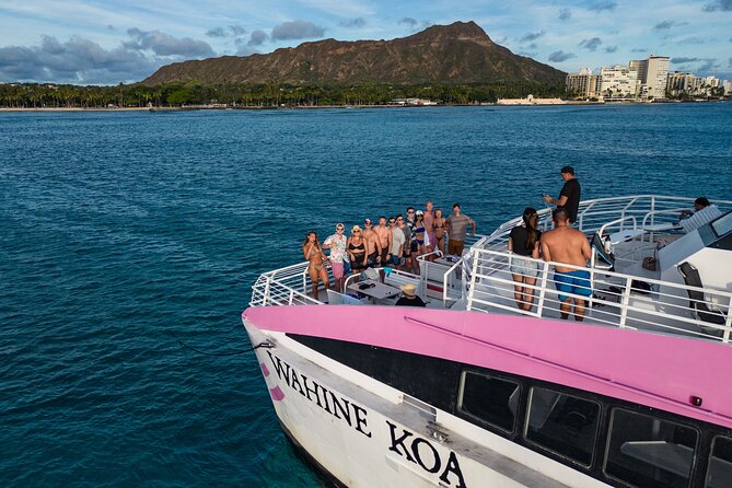 Waikiki: Friday Night Fireworks Catamaran Cruise - What the Friday night cruise is really about