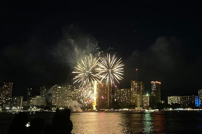 Waikiki: Friday Night Fireworks Catamaran Cruise - Timing, weather, and cancellation details