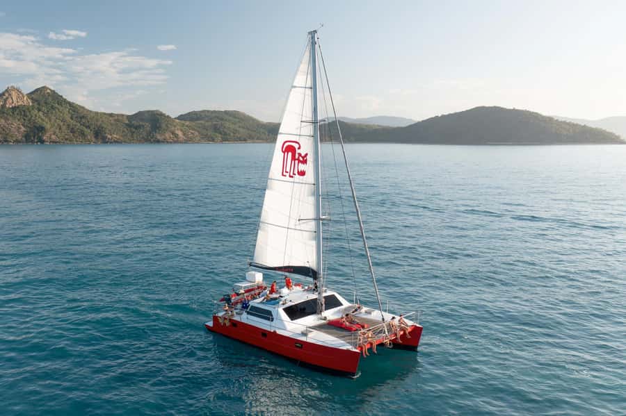 Whitsundays Sailing & Snorkelling Day Tour – All Inclusive - What makes this Whitsundays day special