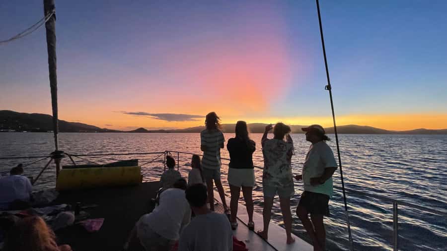 Whitsundays Sailing & Snorkelling Day Tour – All Inclusive - Life aboard Tongarra