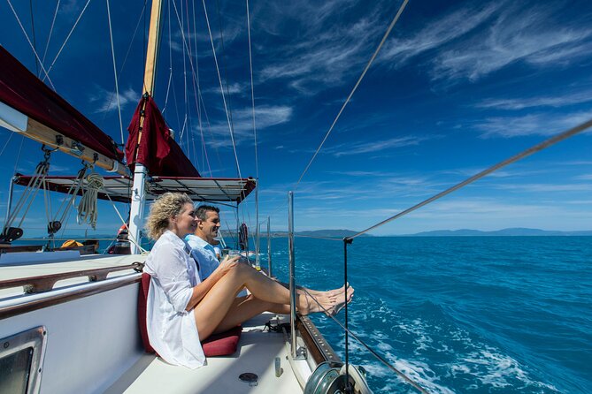 Whitsundays Sunset Sailing Cruise - Friendly crew and the human touch