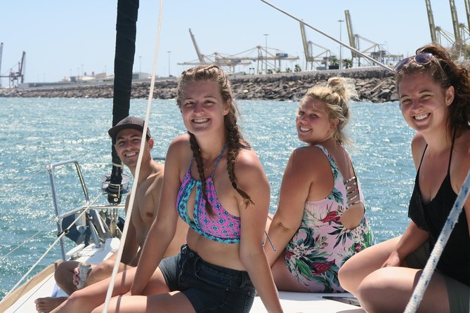 Wonderful 2 Hour Sailing trip including open bar and Pinchos - What the guides add to the experience
