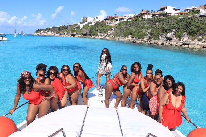 Yacht 48ft Rental in Cancun for up to 15 people - The crew, comfort, and pace on the water