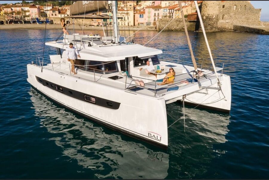 Yacht catamaran trip to the Lavezzi Islands - Is $188 good value?