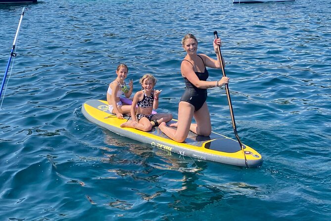 Yacht Me Up – Private All-Inclusive Cannes Sailing Fever - What makes the fireworks cruise different