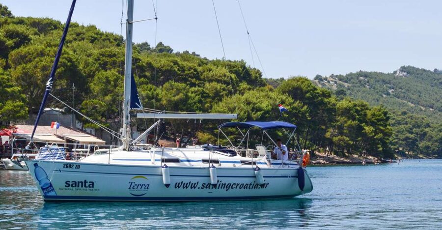 Zadar: Full-Day Sailing Trip to Kornati - Telašćica Nature Park and the walk to Lake Mir