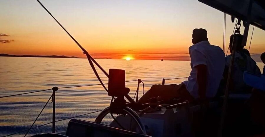 Zadar: Private Sunset Sailboat Tour with Drinks - The sunset is the reason to go
